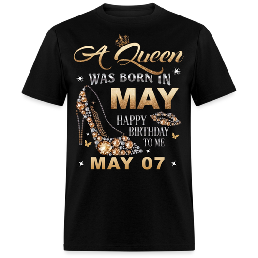 A QUEEN WAS BORN ON MAY 7TH UNISEX SHIRT